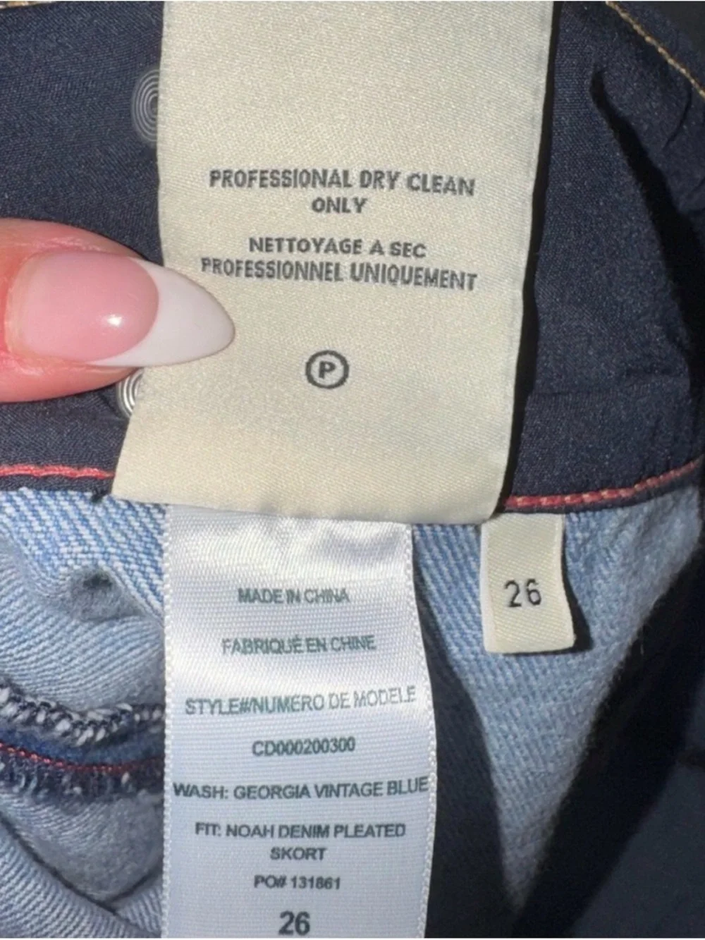 Alice + Olivia Noah Denim Pleated Skort/ Size 26 - Picture 11 of 12